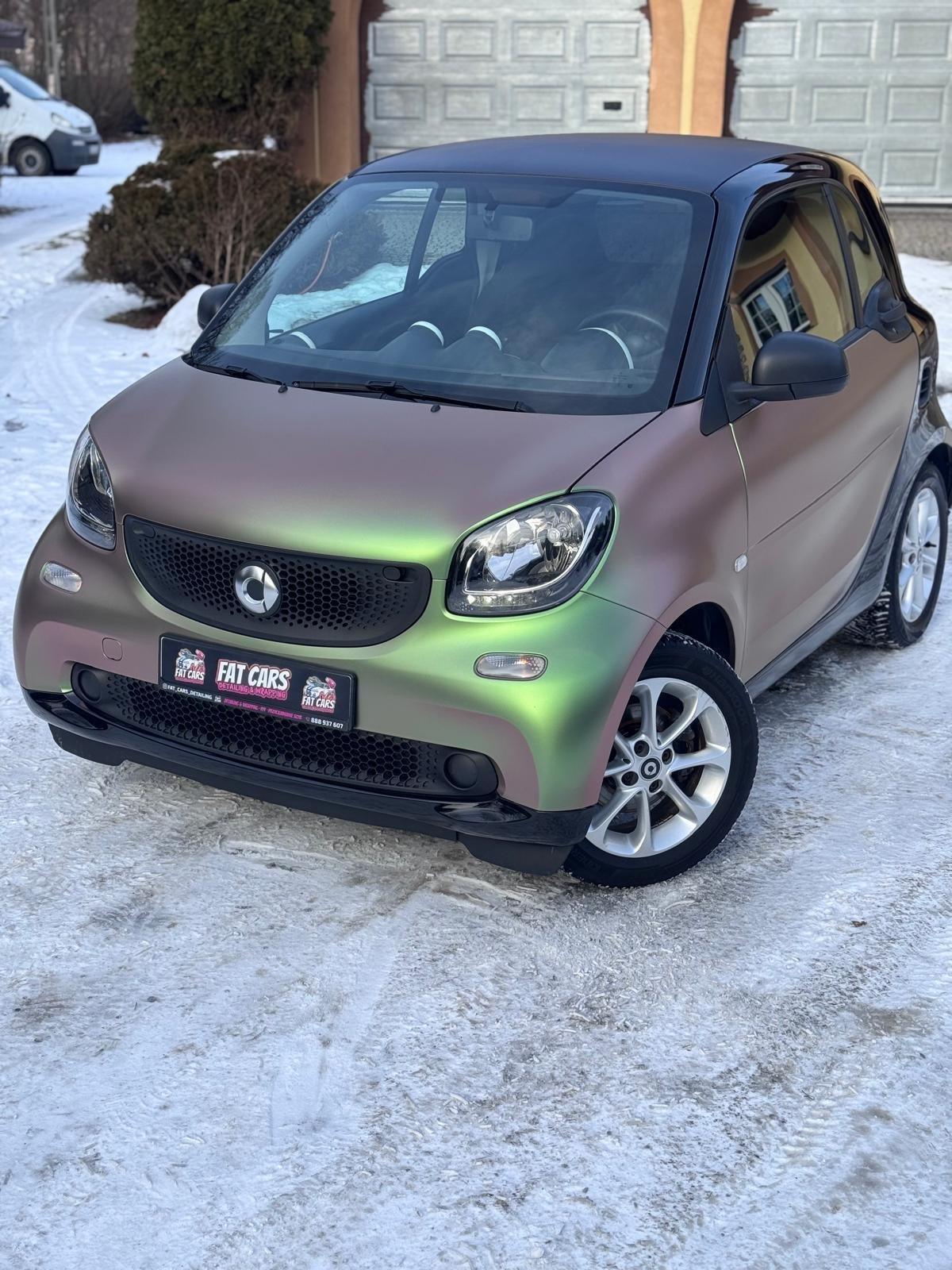 Smart po zmianie koloru nadwozia folią, drugie ujęcie